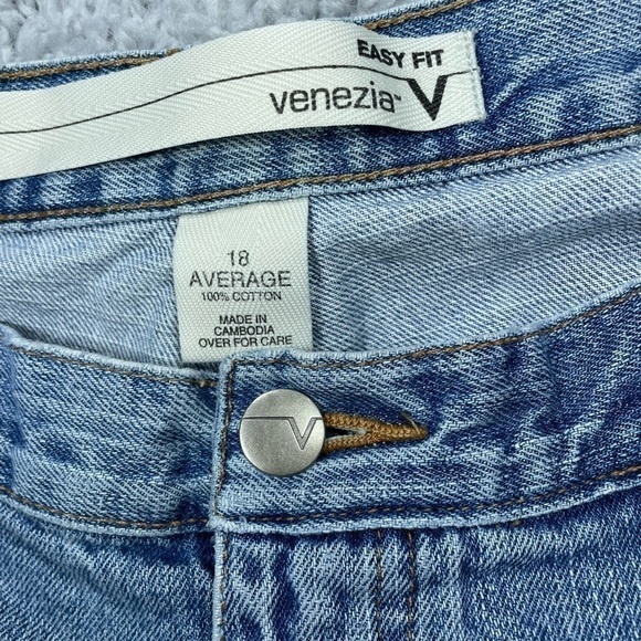 Venezia Jeans Womens 18 Casual Light Wash Denim Easy Fit - Picture 2 of 4